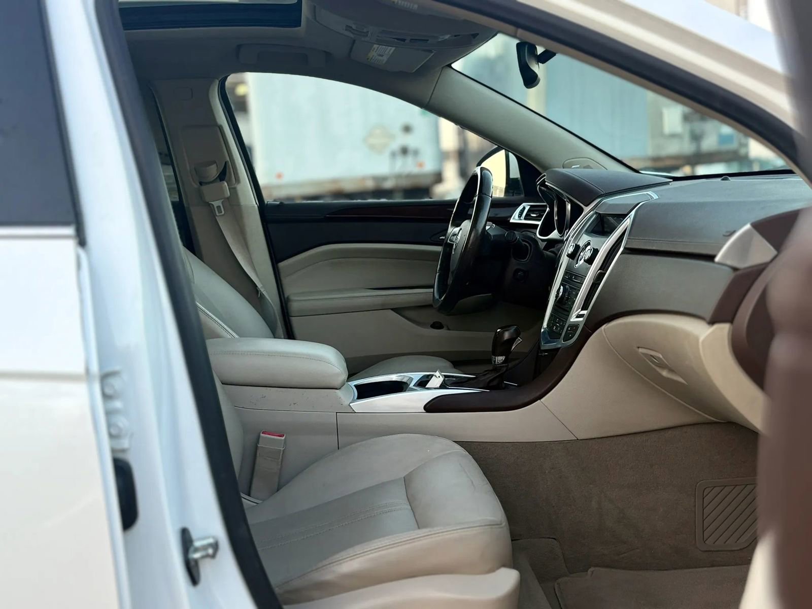 Used 2012 Cadillac SRX Performance FWD image 16