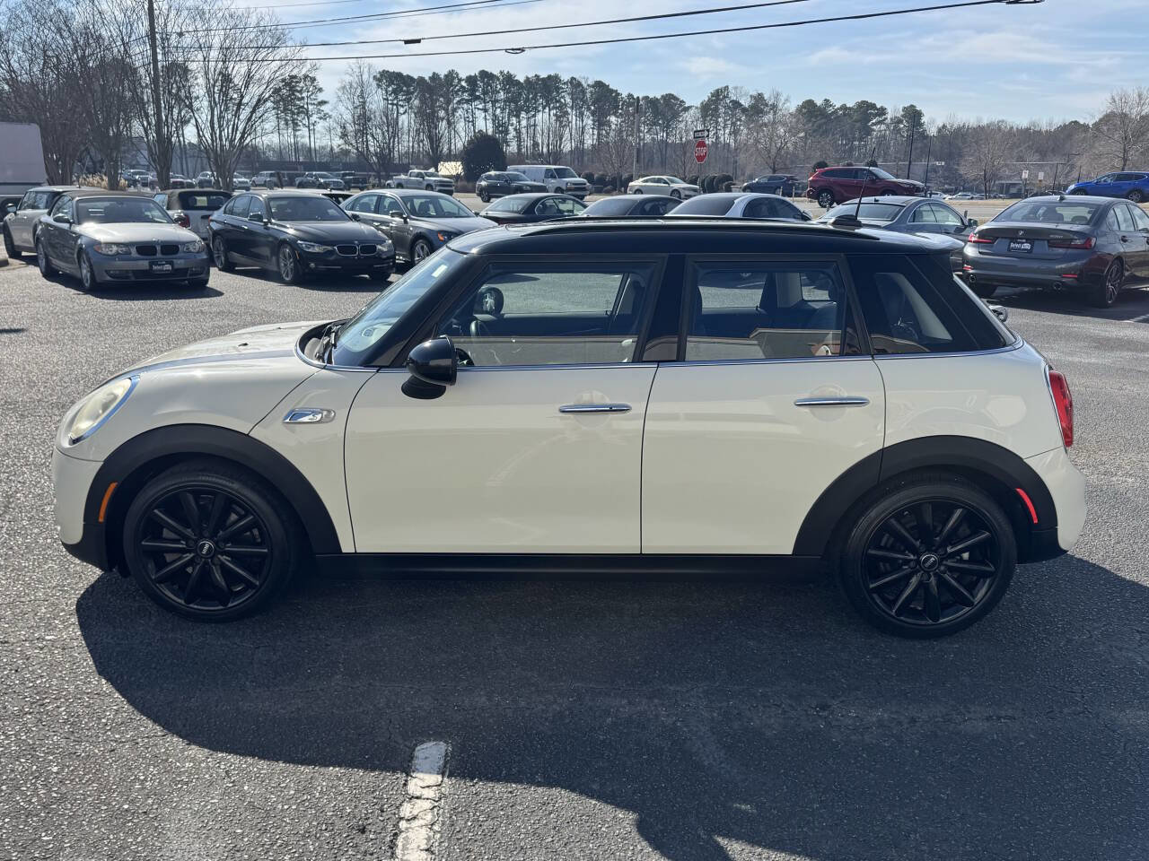 Used 2017 MINI Cooper S image 4