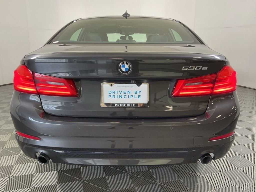 Used 2020 BMW 530e image 9