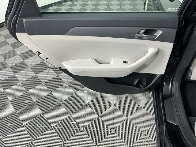 Used 2019 Hyundai Sonata SE image 10