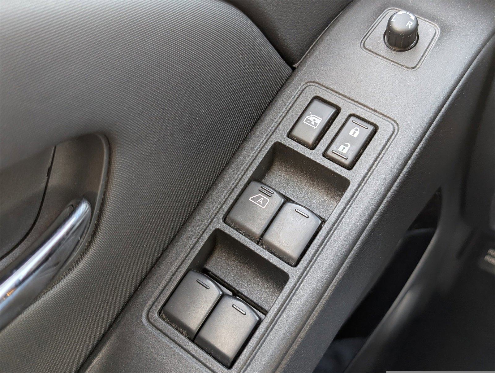 Used 2022 Nissan Frontier PRO-4X w/ Pro-4X Premium Package image 21