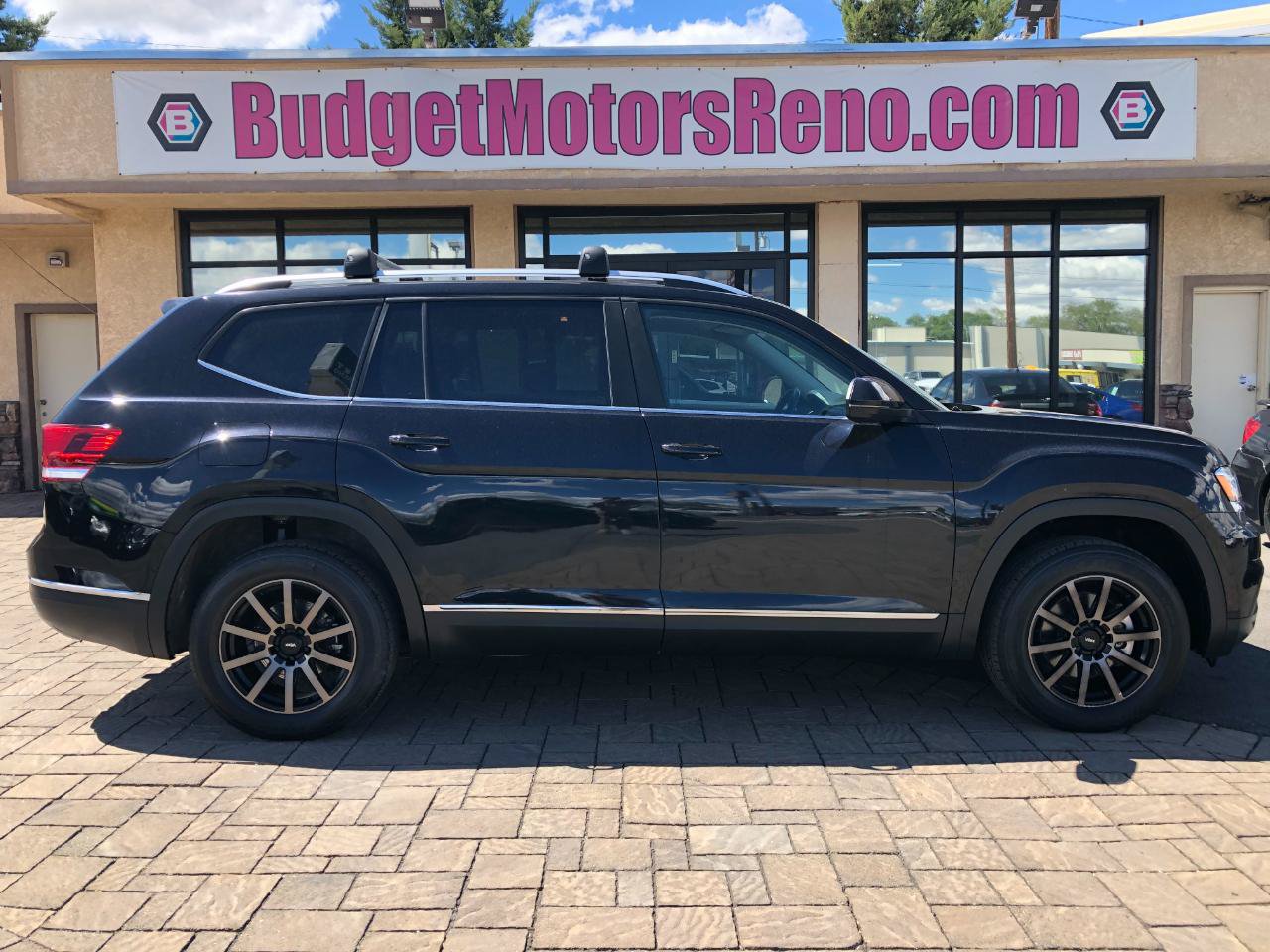 Used 2018 Volkswagen Atlas SEL AWD/4WD image 1