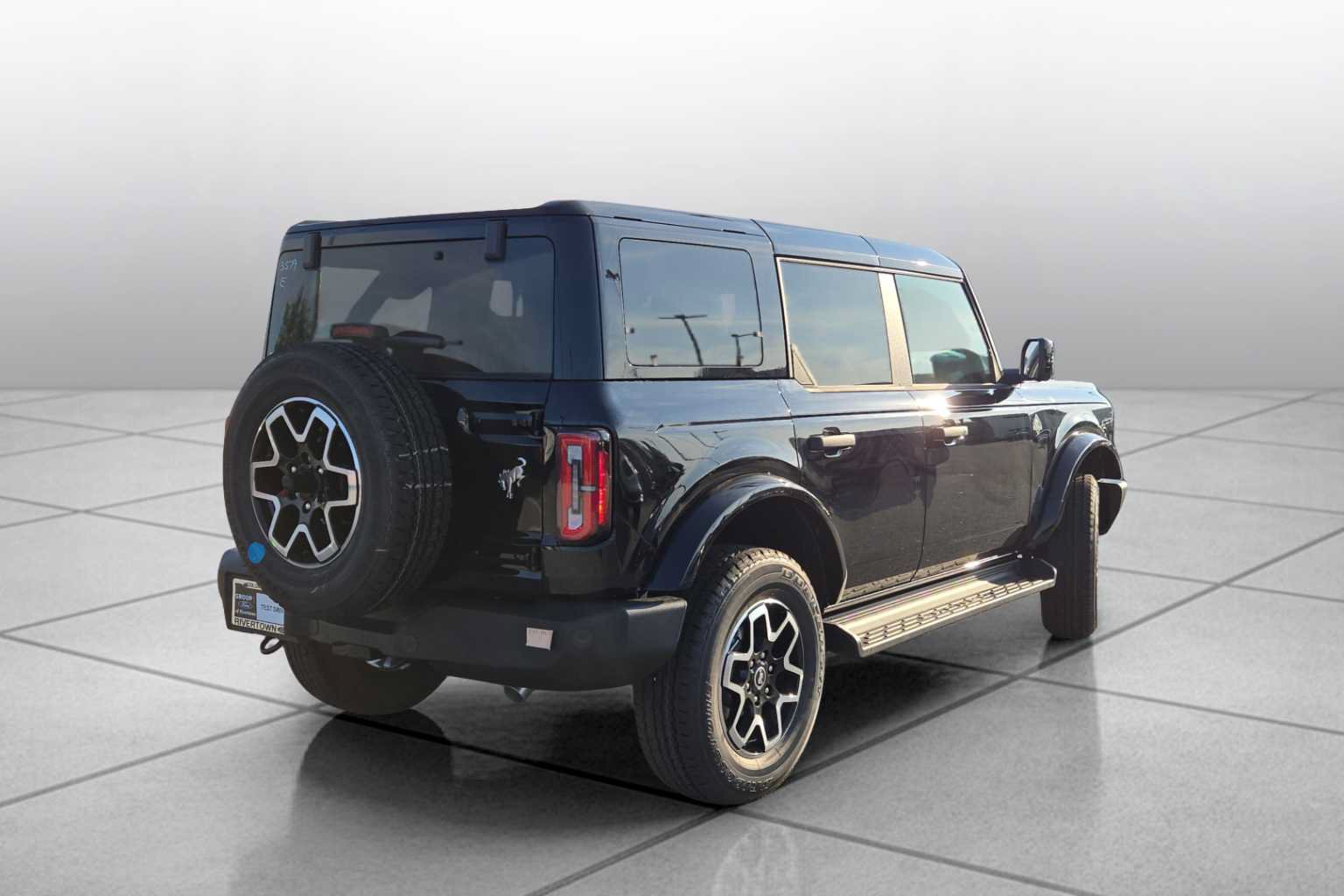 New 2026 Ford Bronco Outer Banks AWD/4WD image 14