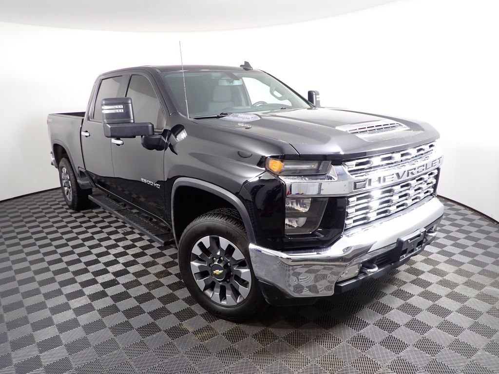 Used 2023 Chevrolet Silverado 2500 LT image 4