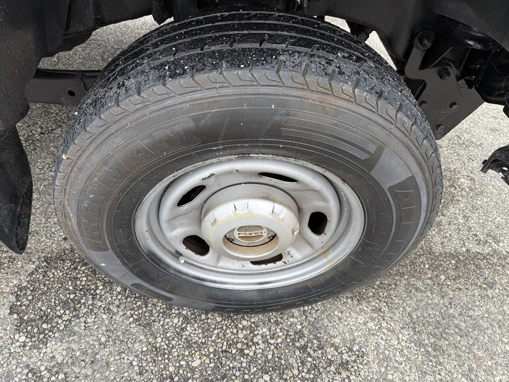 Used 2015 Ford F250 XL w/ Power Equipment Group image 8