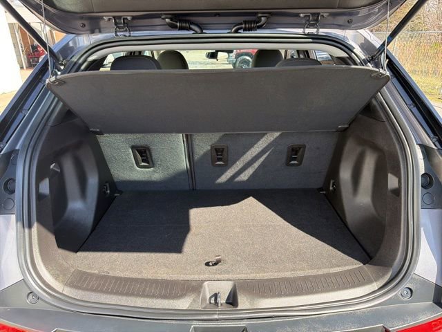 Used 2023 Chevrolet Bolt EUV LT image 15