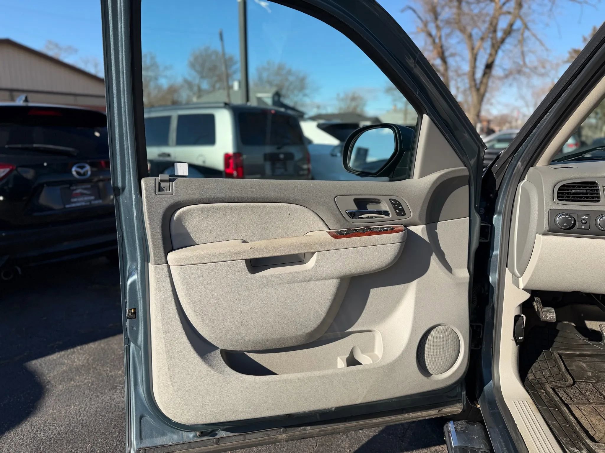 Used 2013 GMC Sierra 1500 SLT w/ SLT Convenience Package image 11