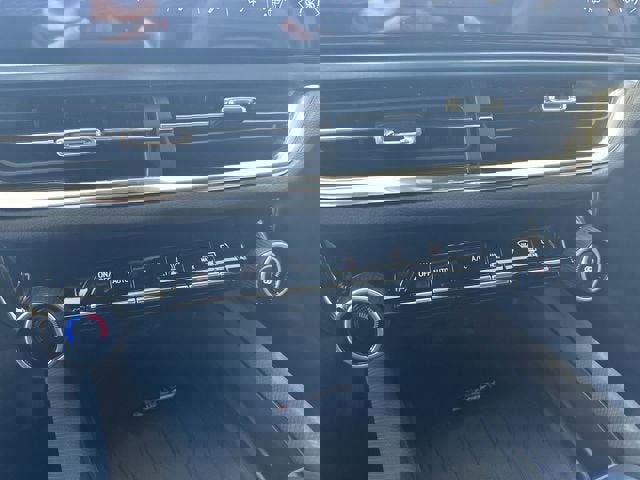 New 2026 Chevrolet Equinox EV LT image 36