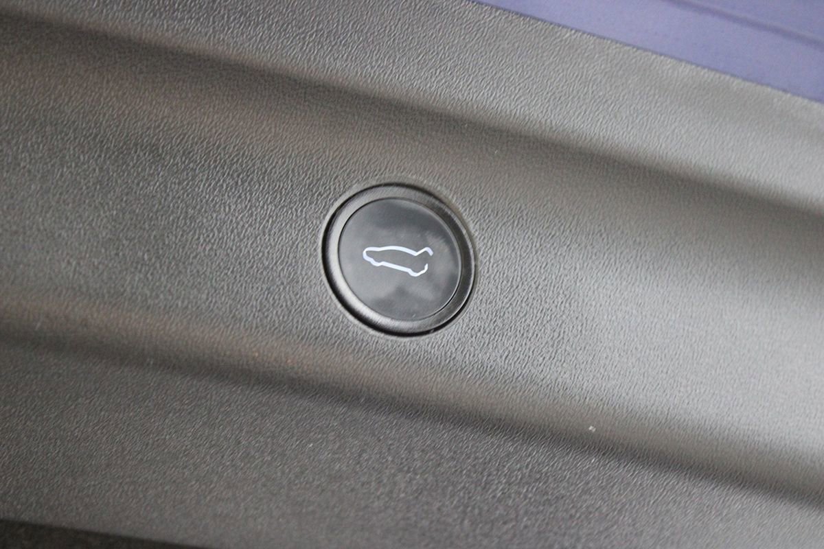 Used 2021 Tesla Model Y Performance AWD/4WD image 31