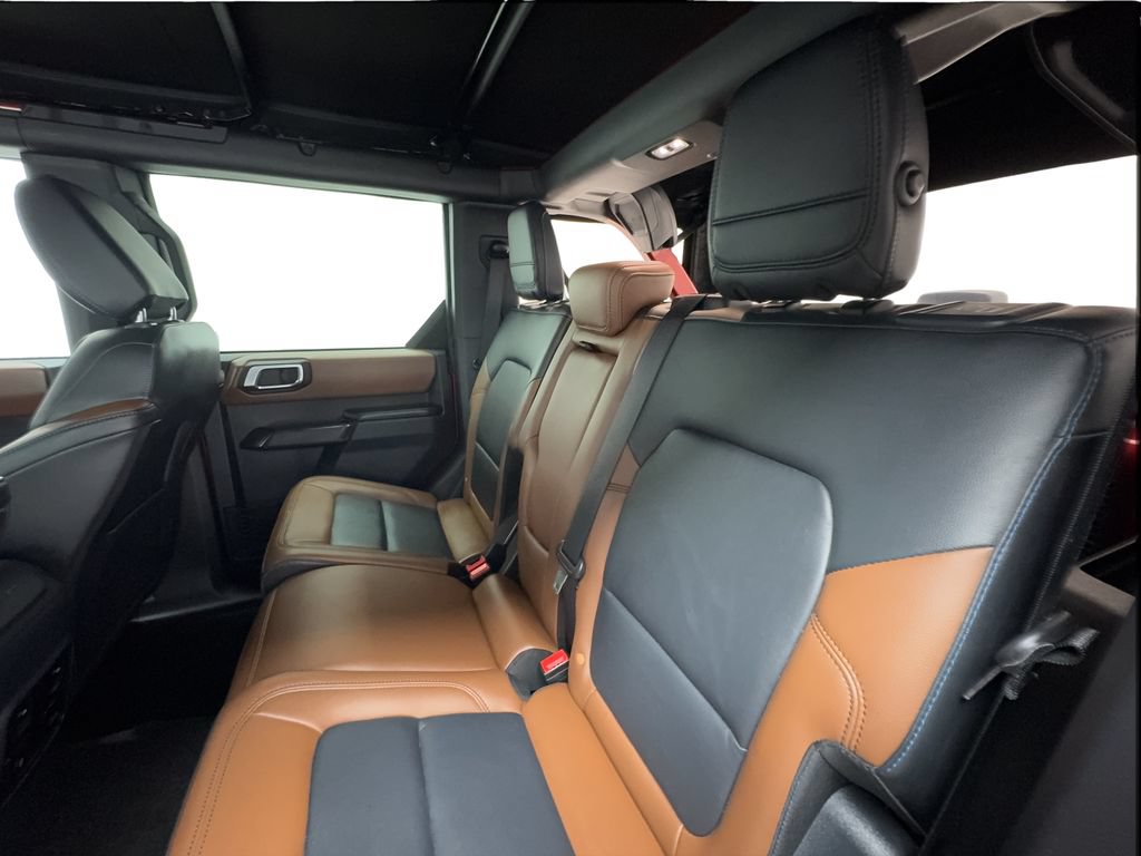 Used 2024 Ford Bronco Outer Banks AWD/4WD image 24