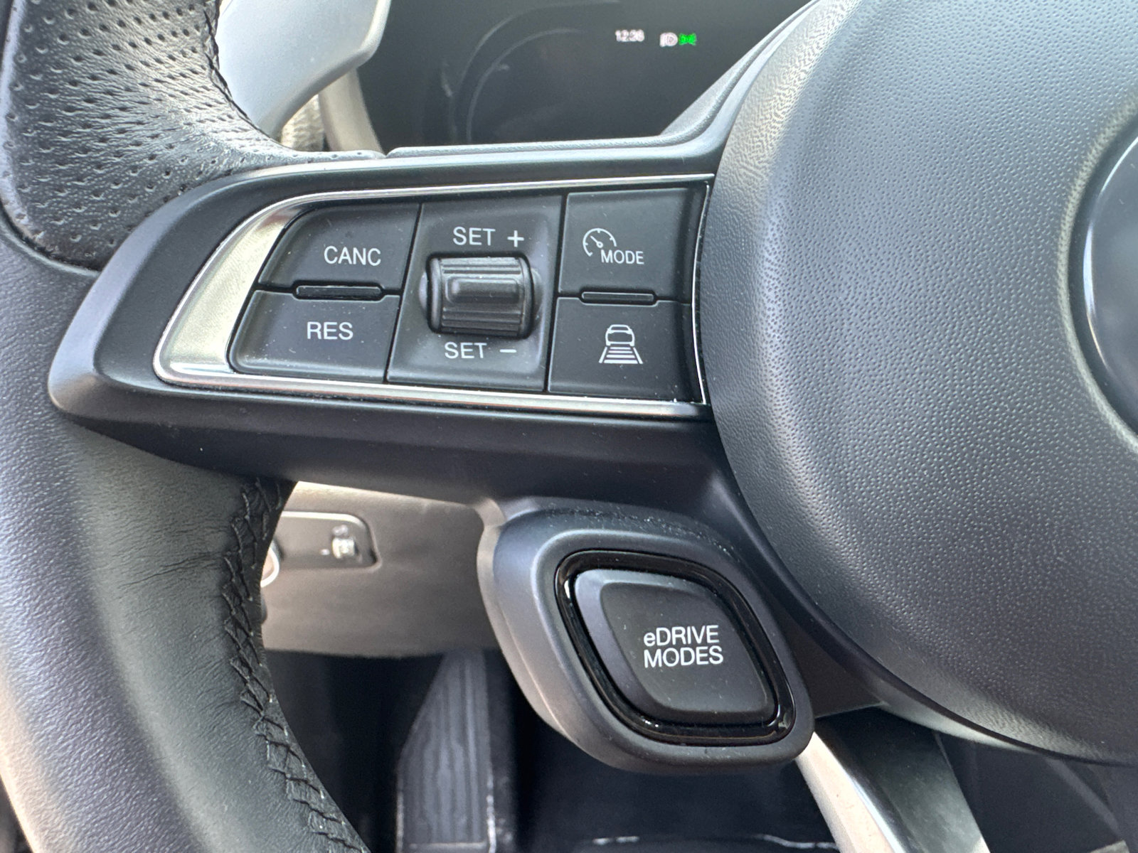 Used 2025 Dodge Hornet R/T w/ R/T Plus Package AWD/4WD image 36