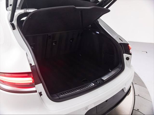Used 2021 Porsche Macan AWD/4WD image 33