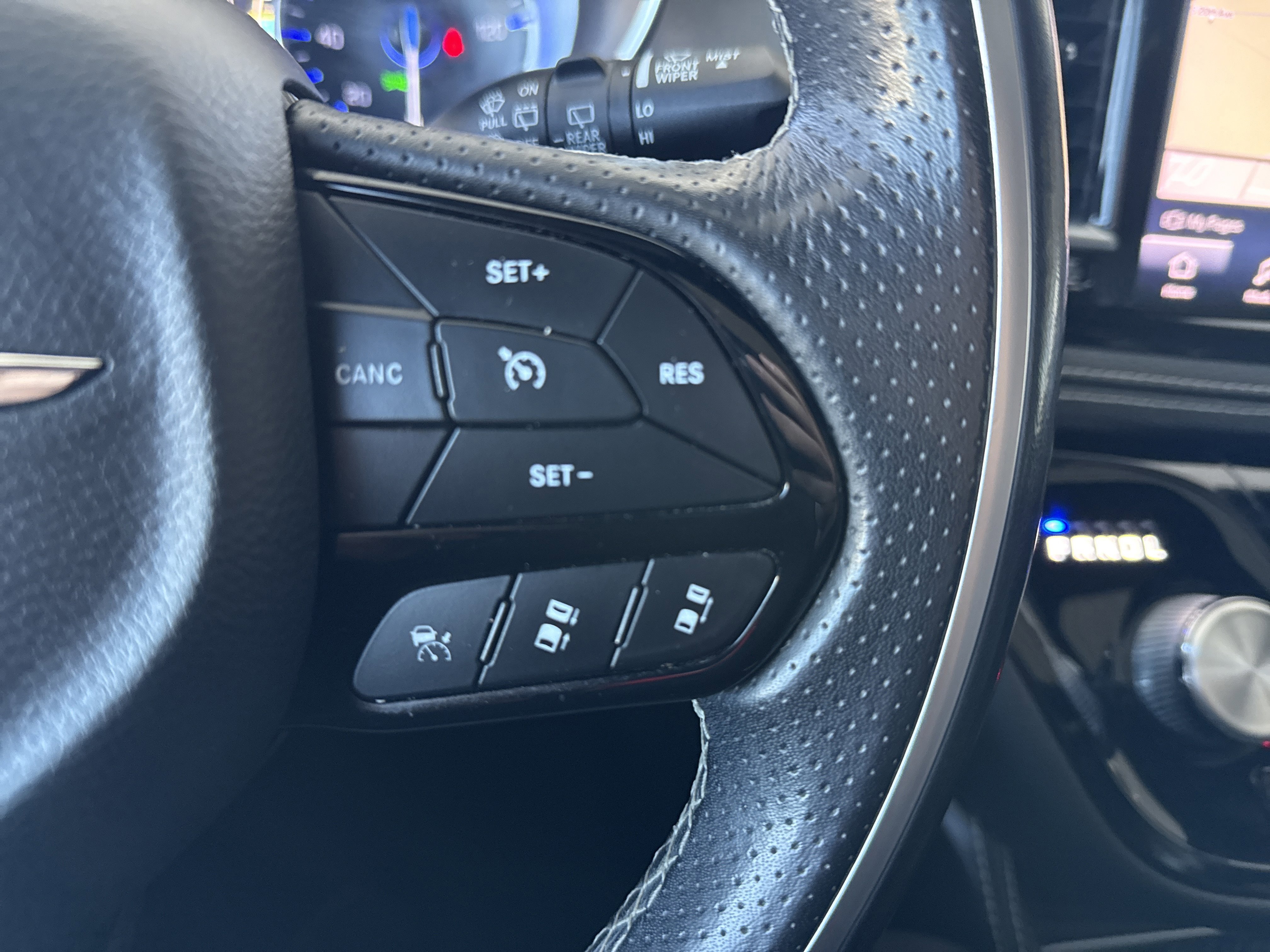 Used 2021 Chrysler Pacifica Limited w/ S Appearance Package image 36