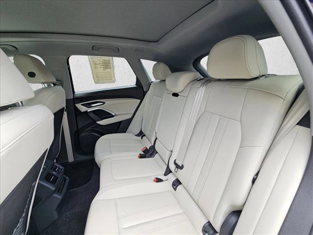 Certified 2025 Audi Q5 Premium AWD/4WD image 15