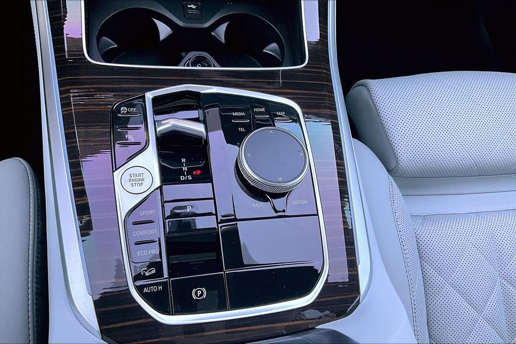 Certified 2026 BMW X5 xDrive40i w/ Climate Comfort Package image 26