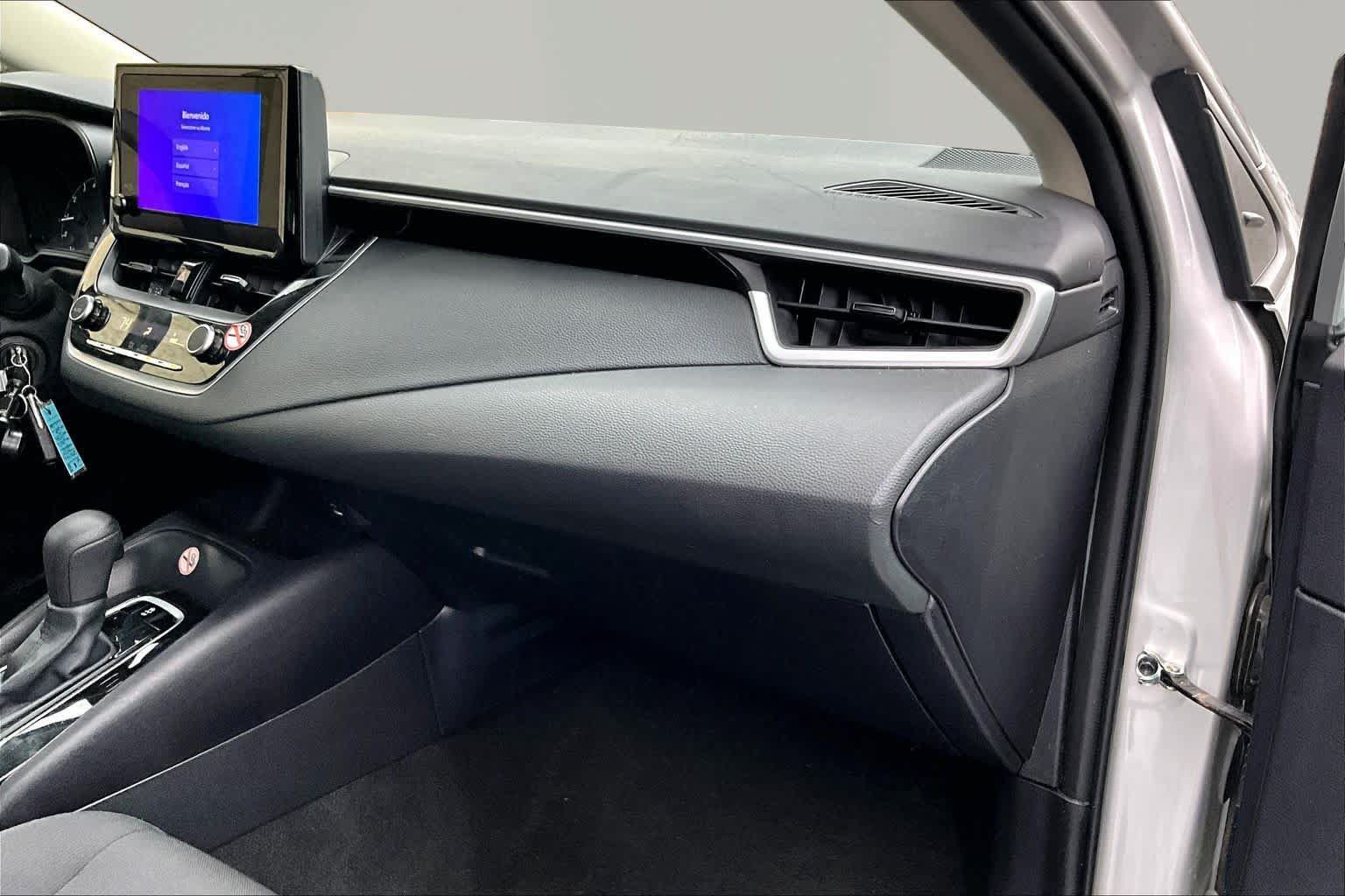 Certified 2025 Toyota Corolla LE FWD image 19