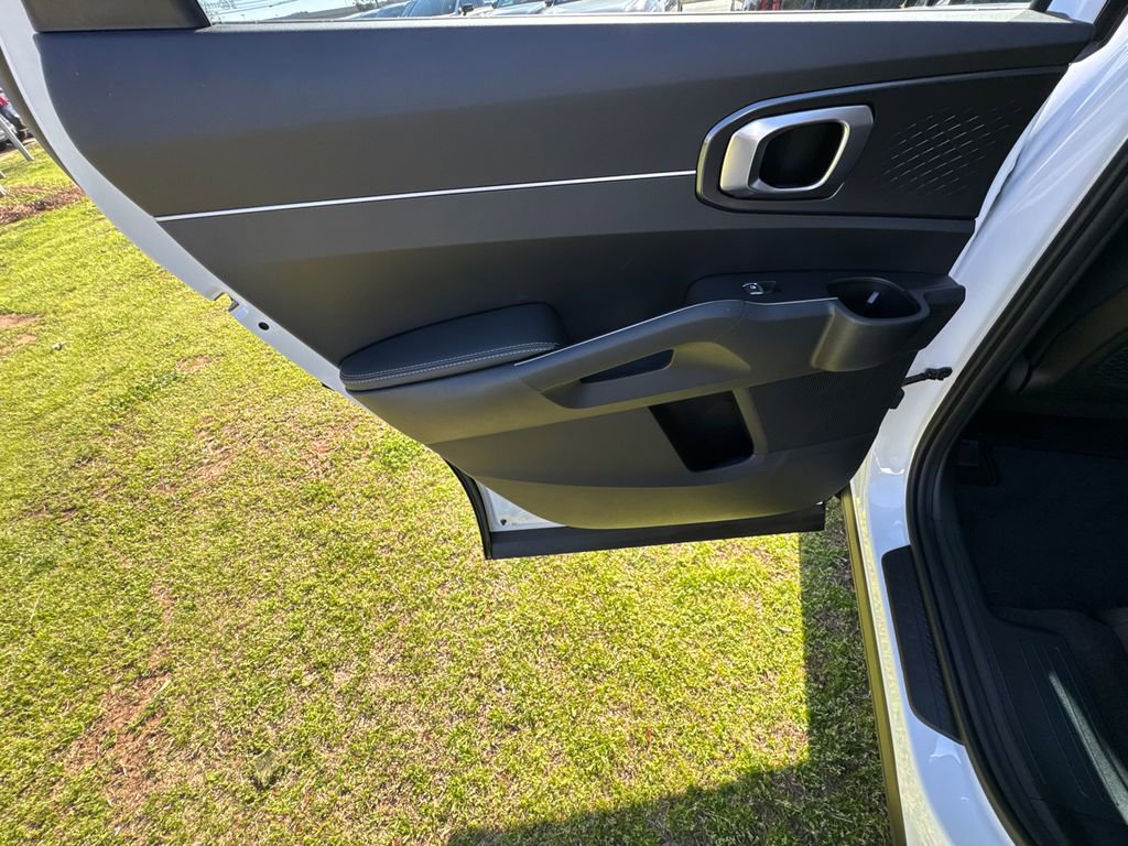 New 2026 Kia Sorento LX image 21