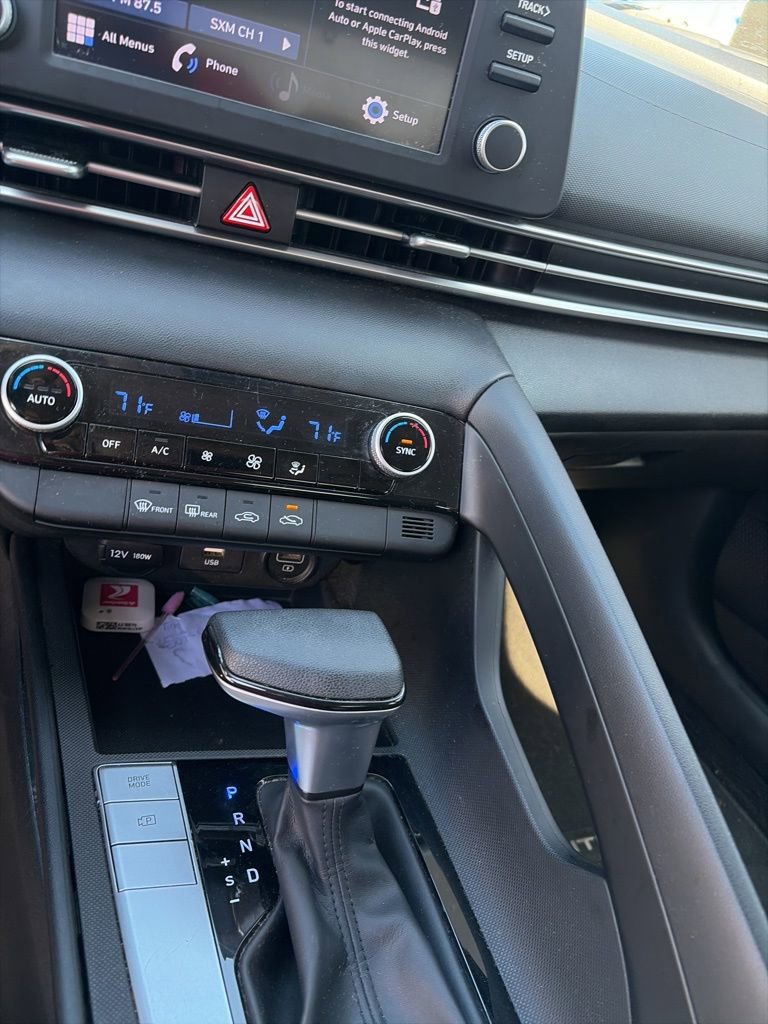 Used 2021 Hyundai Elantra SEL w/ Cargo Package image 16