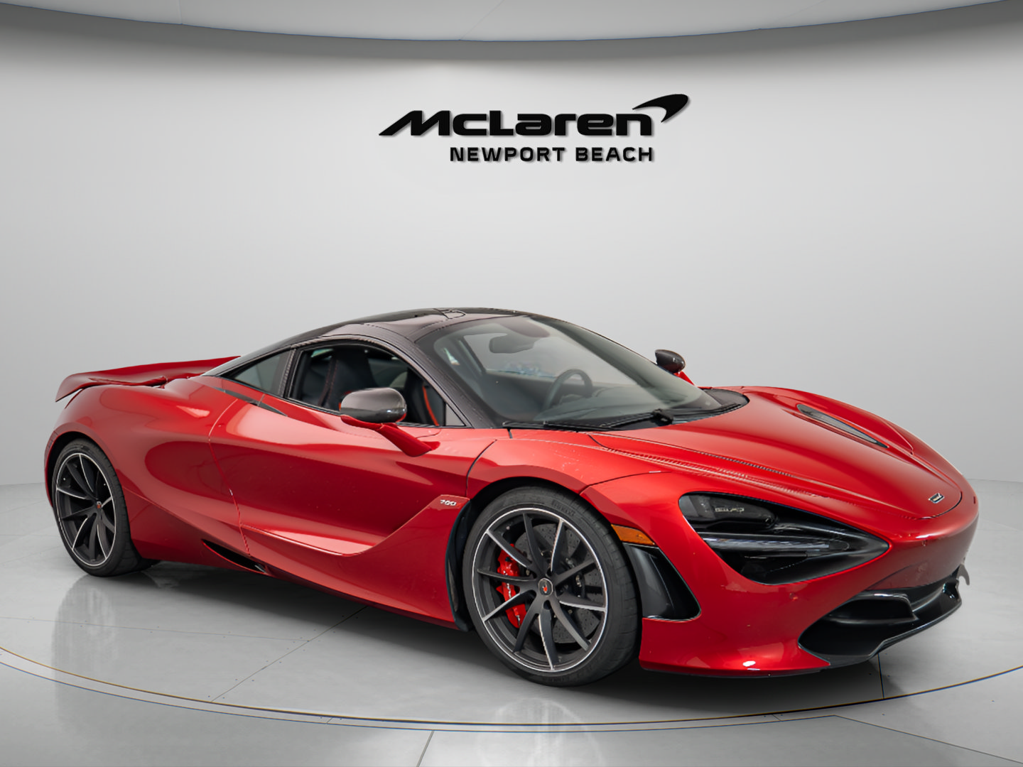 Used 2018 McLaren 720S Performance RWD image 1