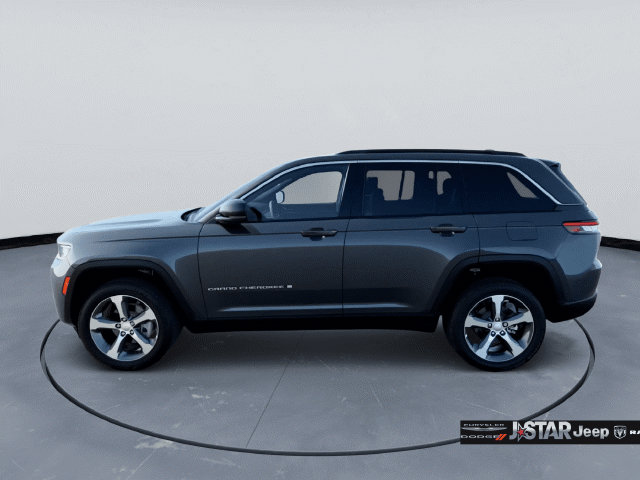 New 2026 Jeep Grand Cherokee Limited RWD image 8
