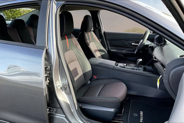 New 2026 Nissan Sentra SR w/ Floor Mat Package FWD image 10