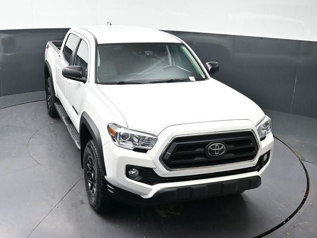 Used 2023 Toyota Tacoma SR5 AWD/4WD image 18