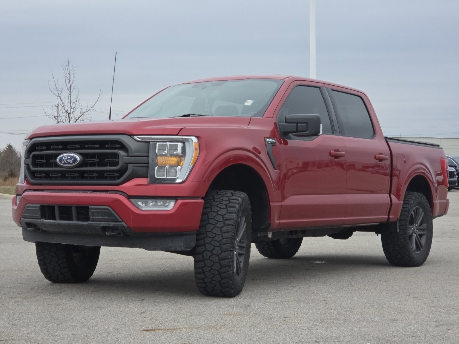 Used 2022 Ford F150 XLT w/ Equipment Group 302A High image 13