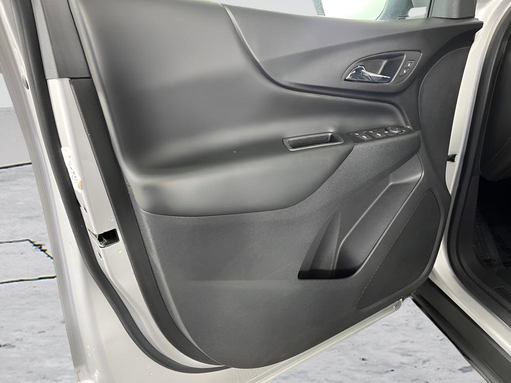 Used 2021 Chevrolet Equinox LT AWD/4WD image 9