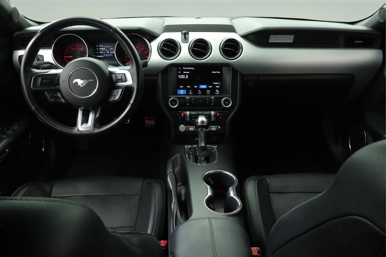 Used 2016 Ford Mustang Premium image 13