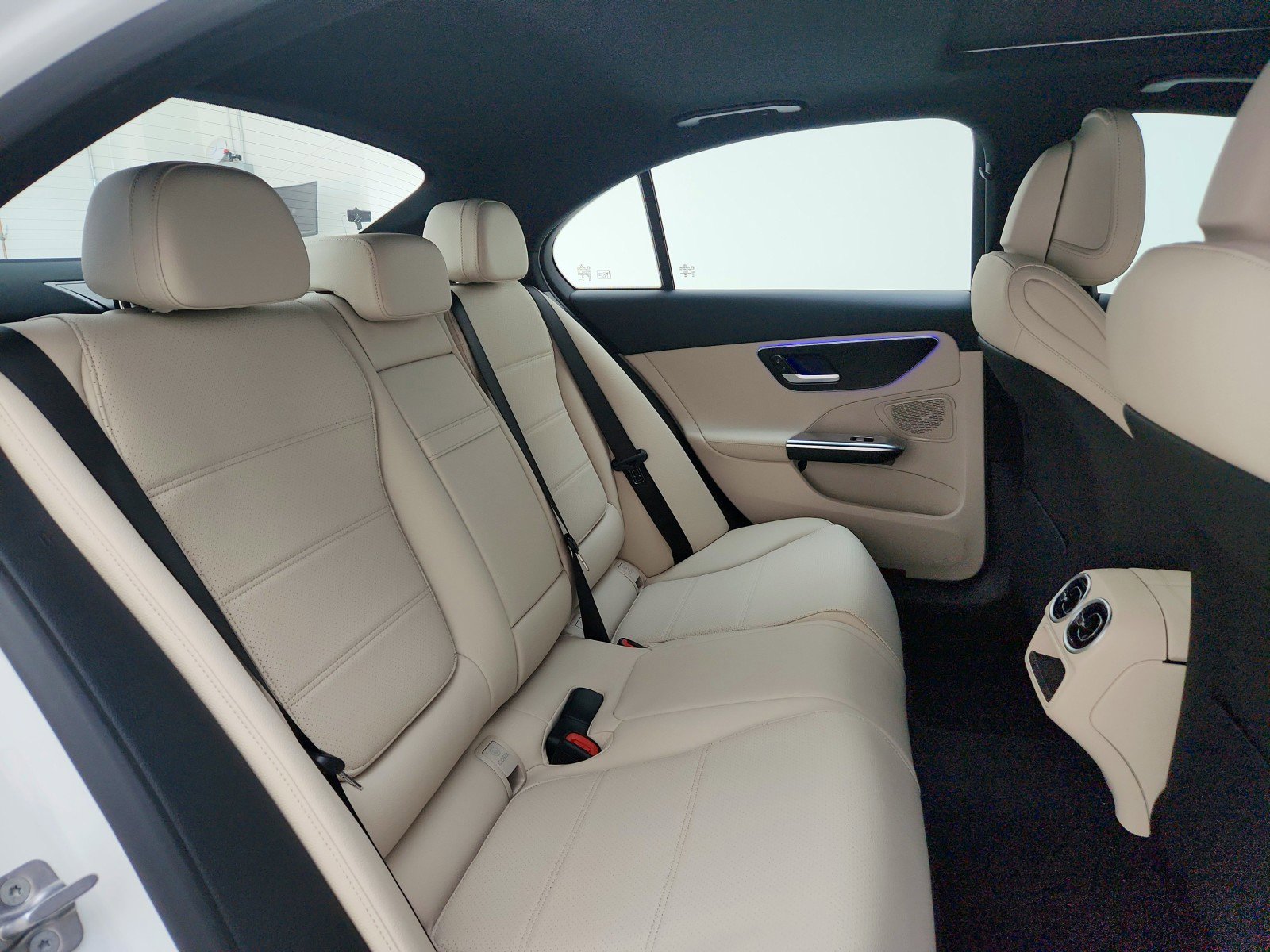 Certified 2025 Mercedes-Benz C 300 Sedan image 23