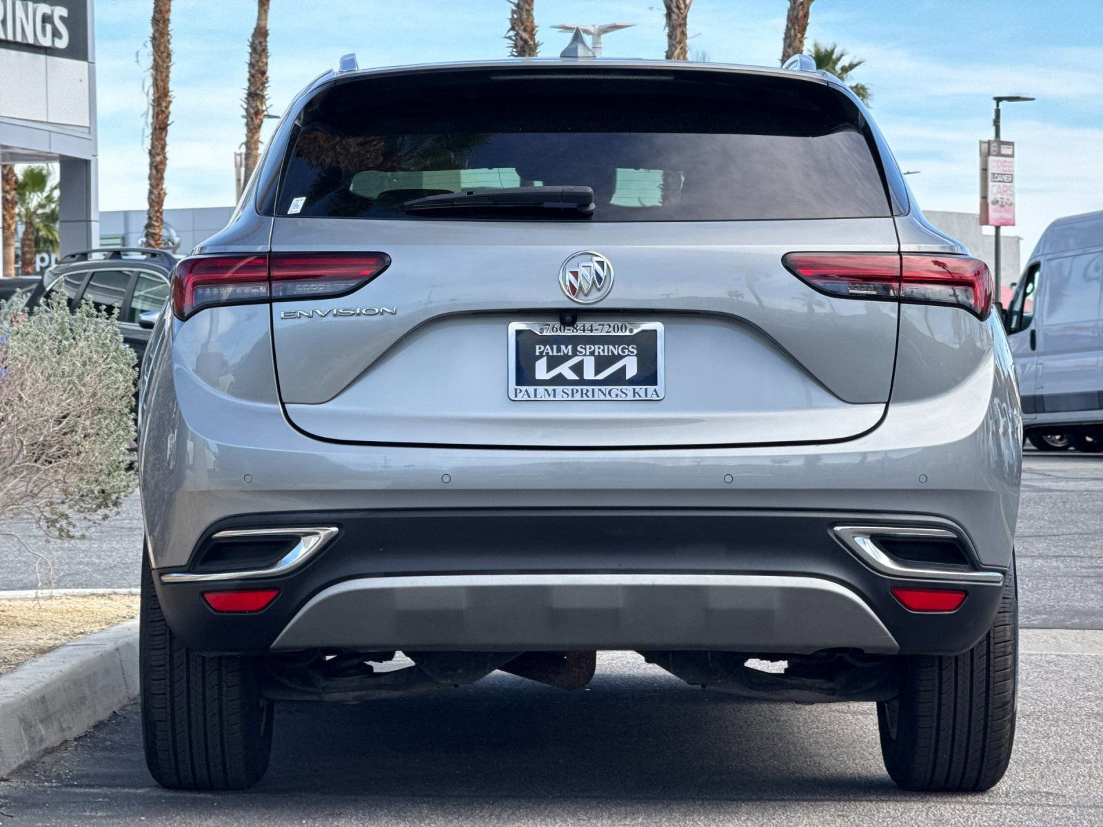 Used 2023 Buick Envision Essence image 4