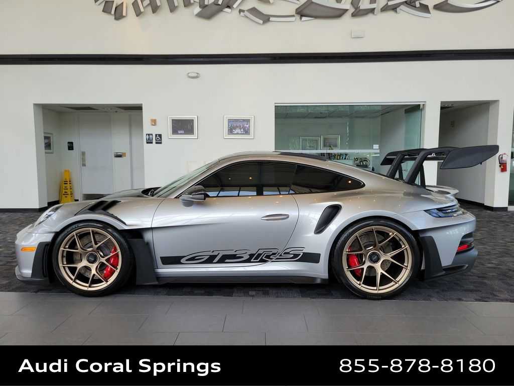 Used 2023 Porsche 911 GT3 RS RWD image 11