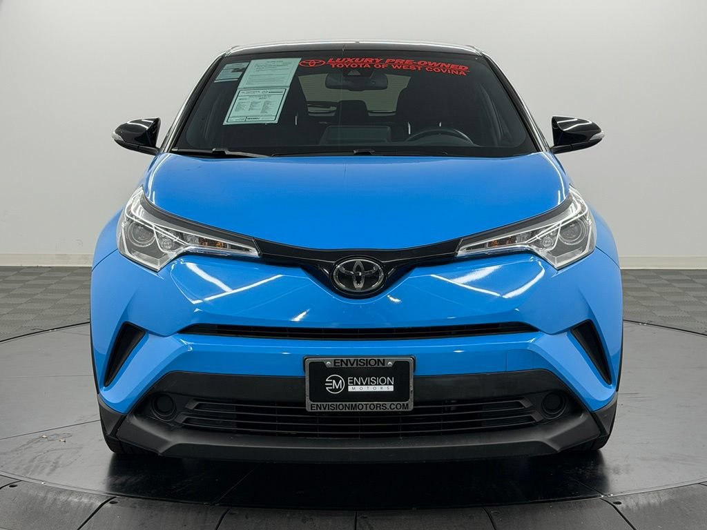 Used 2019 Toyota C-HR XLE FWD image 6