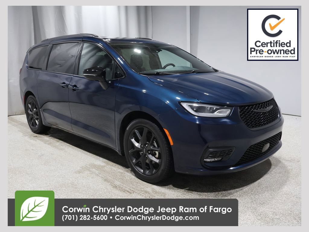 Certified 2025 Chrysler Pacifica Limited