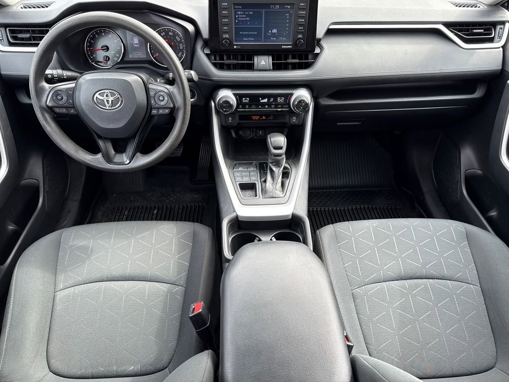 Used 2021 Toyota RAV4 XLE AWD/4WD image 12