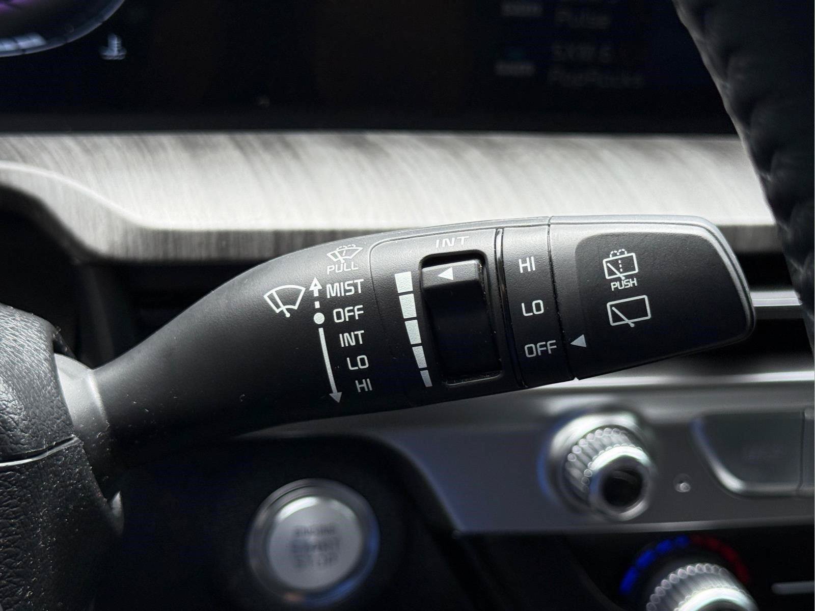 Used 2024 Kia Telluride EX FWD image 26