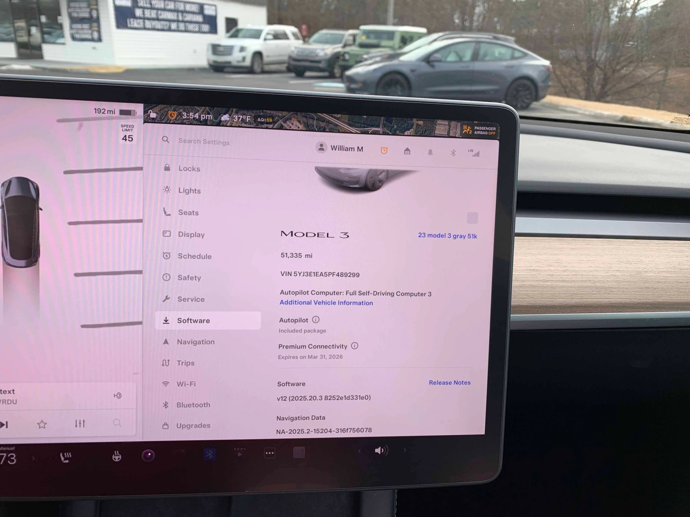 Used 2023 Tesla Model 3 Standard Range image 24