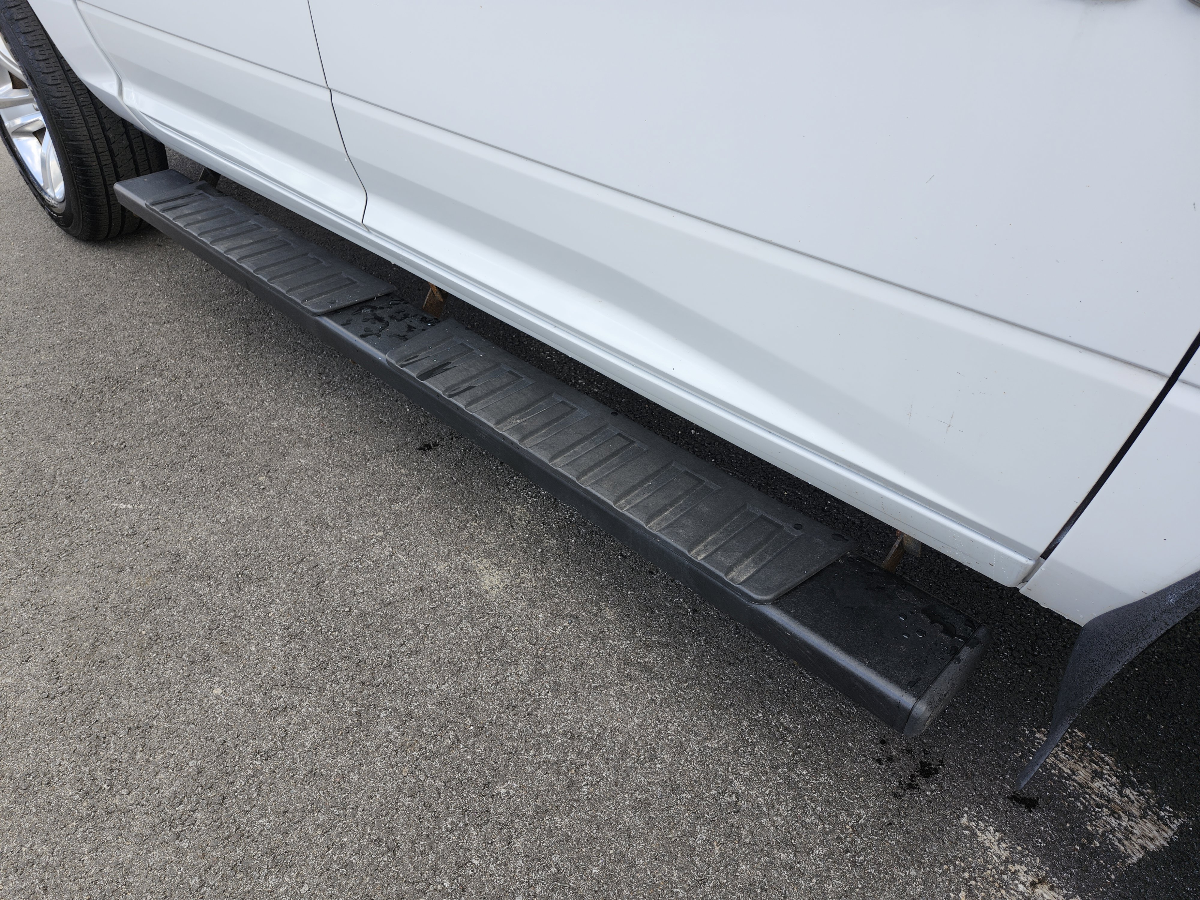 Used 2016 RAM 1500 Express image 10