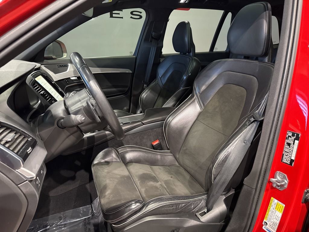 Used 2017 Volvo XC90 T5 R-Design FWD image 9
