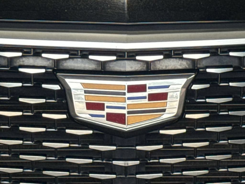 Used 2021 Cadillac XT6 Luxury w/ LPO, Floor Liner Package FWD image 9