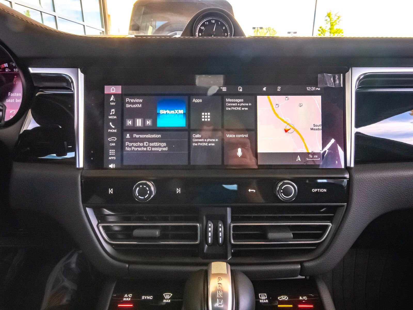 Used 2024 Porsche Macan S image 19