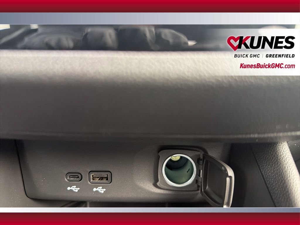 New 2026 Buick Envista Sport Touring w/ Convenience I Package image 32