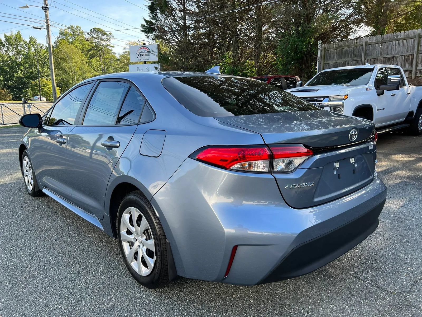 Used 2026 Toyota Corolla LE FWD image 6