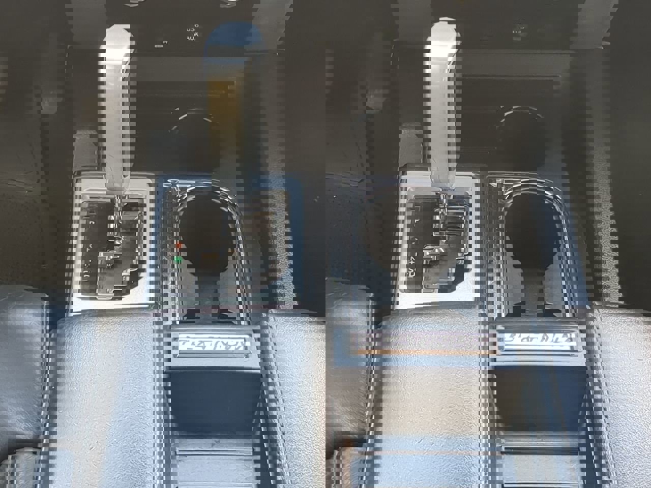 Used 2014 Toyota Tundra Platinum image 19