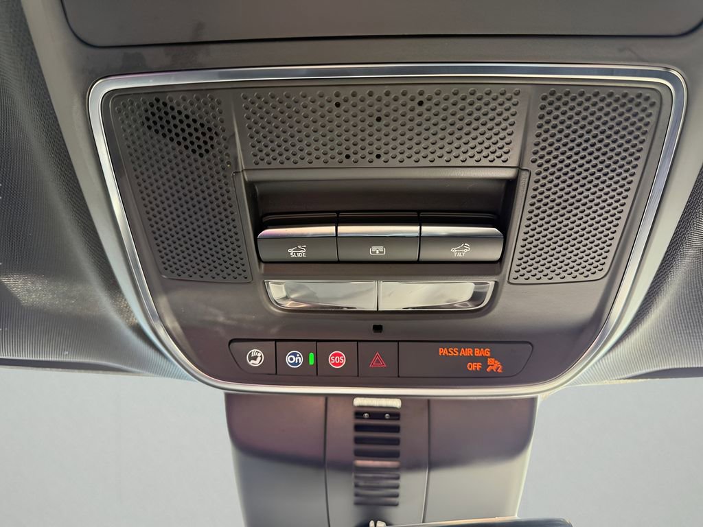 Used 2025 Chevrolet Traverse RS w/ LPO, Floor Liner Package AWD/4WD image 20