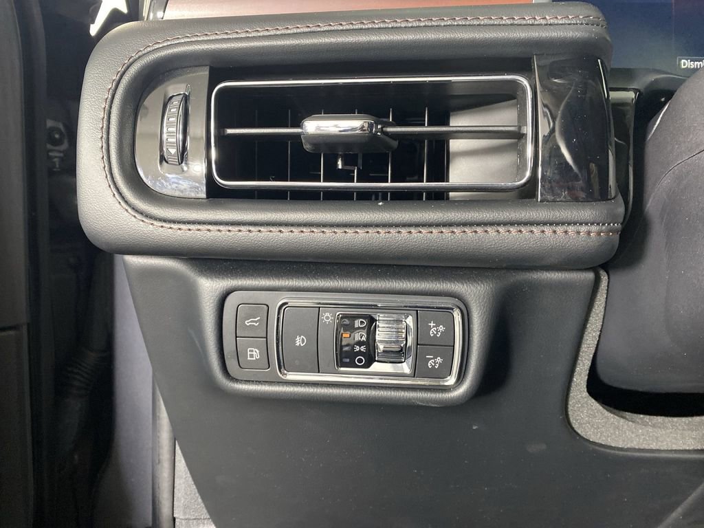 Used 2023 Lincoln Aviator Grand Touring w/ Equipment Group 301A image 21