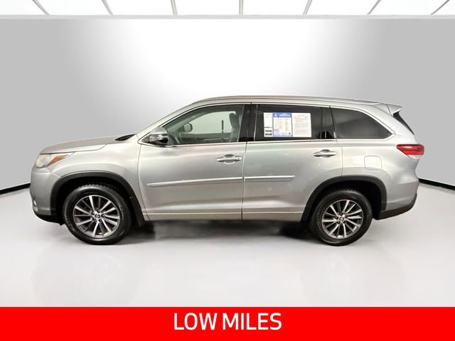 Used 2018 Toyota Highlander XLE w/ Protection Package #3 image 2