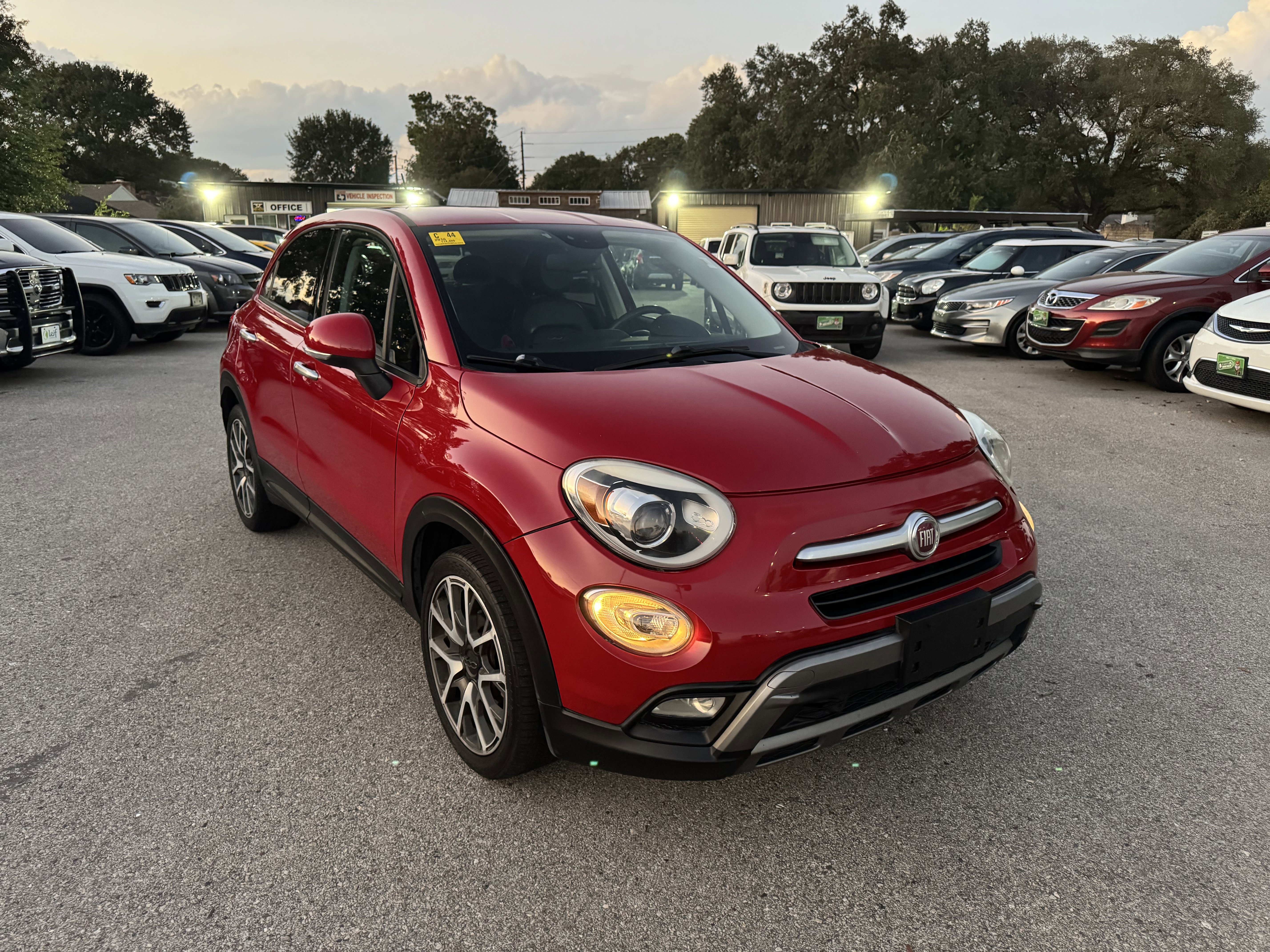 Used 2016 FIAT 500X Trekking Plus image 1