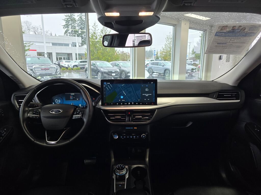 Used 2024 Ford Escape Platinum image 24