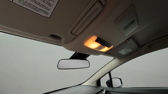 Used 2025 Nissan Versa SR w/ Trunk Package FWD image 27